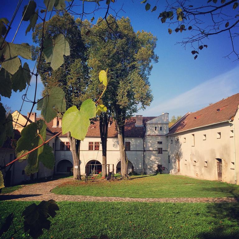 Zamek W Dziegielowie Exterior photo